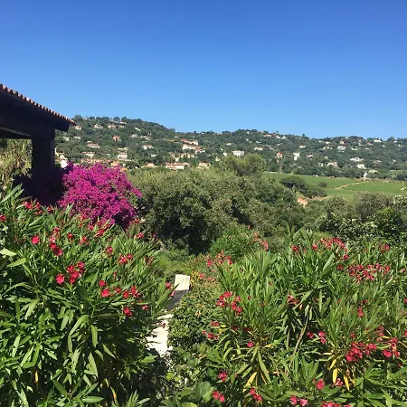 Provencale De Charme Avec Piscine Kwatera prywatna *