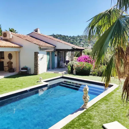 Kwatera prywatna Provencale De Charme Avec Piscine La Croix-Valmer